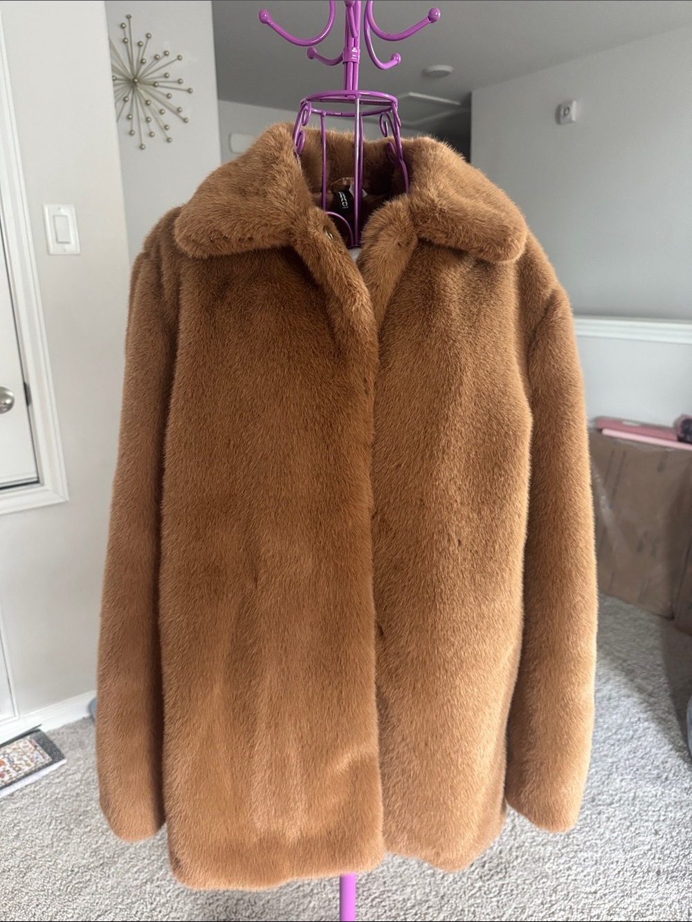 H&M Cozy Teddy Jacket in Camel Brown - Women's Faux Fur Coat